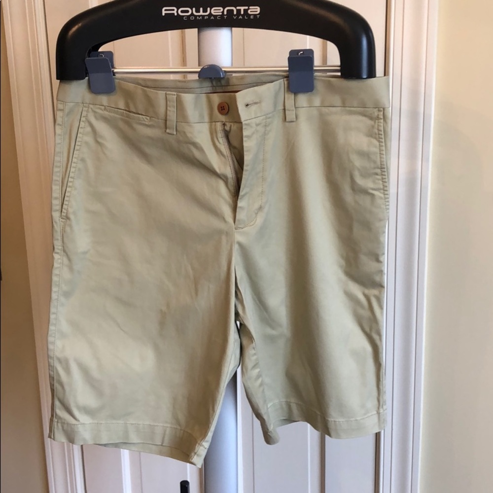 Tommy Bahama shorts
